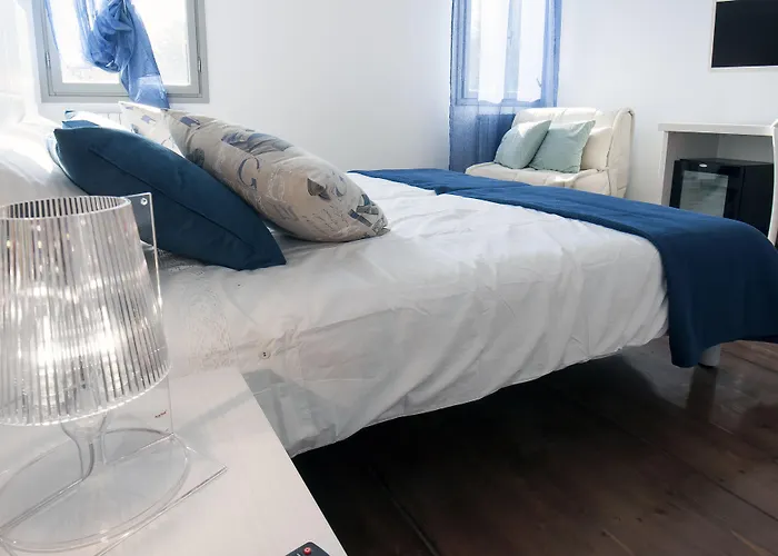 スクロヴェーニ ルーム ＆ ブレックファースト 3*